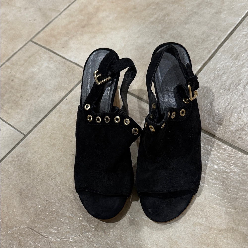 Stuart Weitzman Black and Gold Sandals